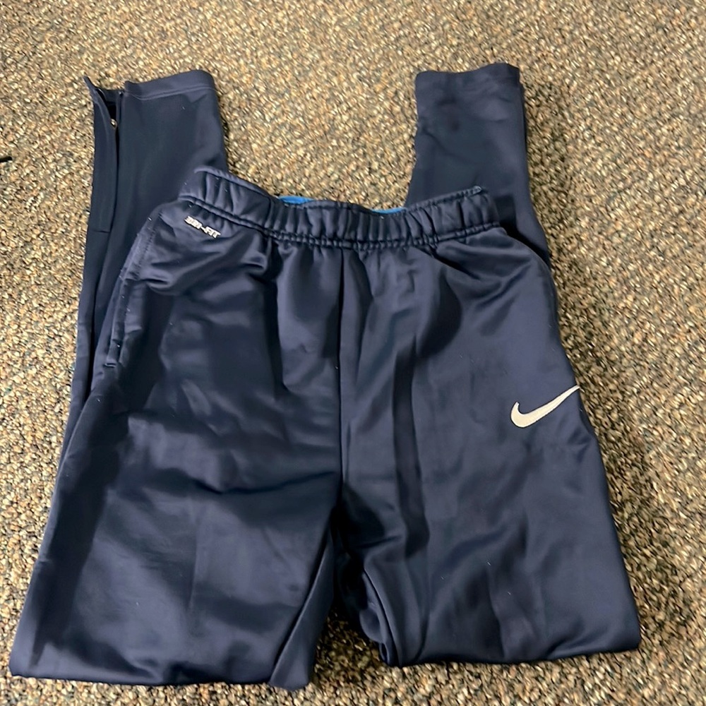 Nike boys navy sweatpants size XL